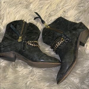 Steve madden booties